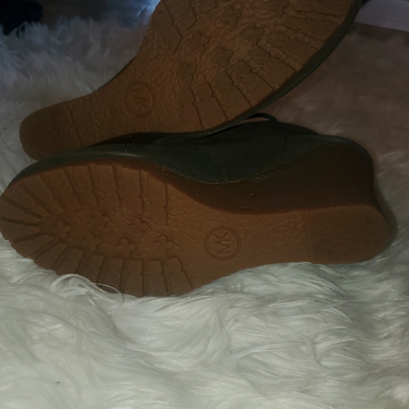 Women's MK Wallaby Wedges - Picture 5 of 5